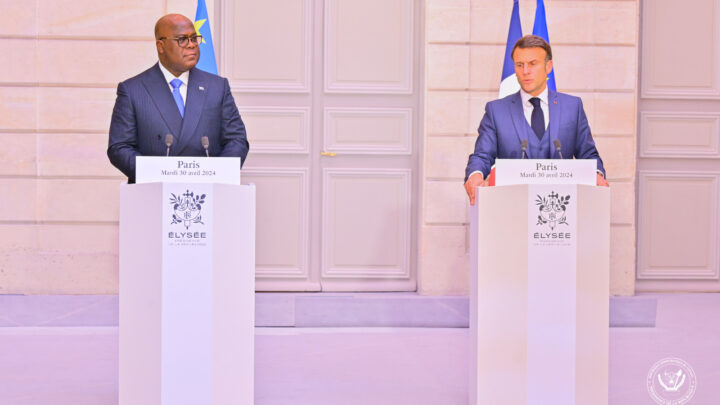 Les Présidents Félix Tshisekedi et Emmanuel Macron ensemble pour le développement et la paix en RDC Les Présidents Félix Tshisekedi et Emmanuel Macron ensemble pour le développement et la paix en RDC