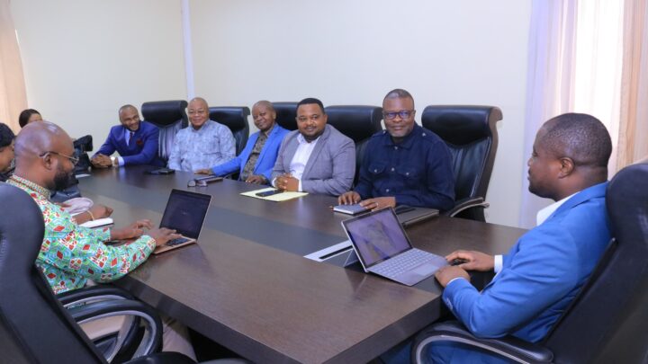 Vers le désenclavement du grand centre agronomique de Yan gambi: les travaux de réhabilitation de la route Kisangani-Yangambi vont bientôt démarrer ( Assurance du Ministre Nzangi Butondo au Caucus des élus de la Tshopo)  Vers le désenclavement du grand centre agronomique de Yan gambi: les travaux de réhabilitation de la route Kisangani-Yangambi vont bientôt démarrer ( Assurance du Ministre Nzangi Butondo au Caucus des élus de la Tshopo)