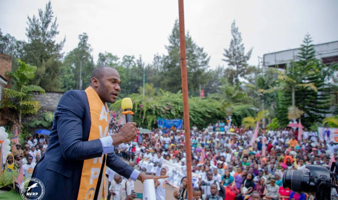 RDC : Kisangani se meurt; les Boyomais et les Boyomaises n’ont pas besoin d’autre chose que de l’électricité parce que toute la ville est en train de baigner dans noir(Hon Laddy Yongotikala Senga)