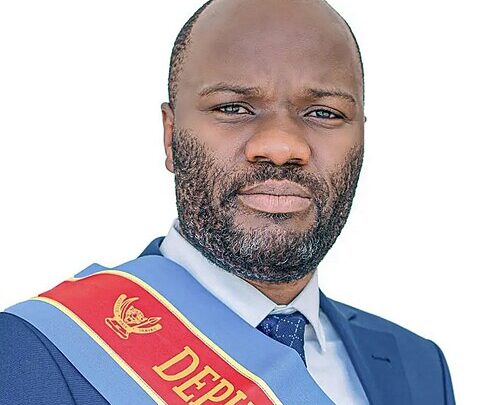 Au perchoir de l’Assemblée nationale, le Député Saidi Balikwisha etale les faiblesses de l’Etat de Siège et plaide pour l’équipement des forces loyalistes pour la sécurité des populations