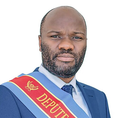 Au perchoir de l’Assemblée nationale, le Député Saidi Balikwisha etale les faiblesses de l’Etat de Siège et plaide pour l’équipement des forces loyalistes pour la sécurité des populations Au perchoir de l’Assemblée nationale, le Député Saidi Balikwisha etale les faiblesses de l’Etat de Siège et plaide pour l’équipement des forces loyalistes pour la sécurité des populations